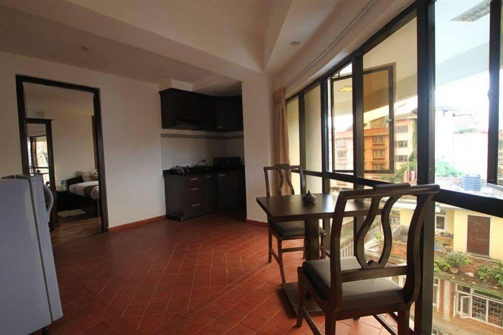 Gaju Suite Hotel Kathmandu Exterior photo