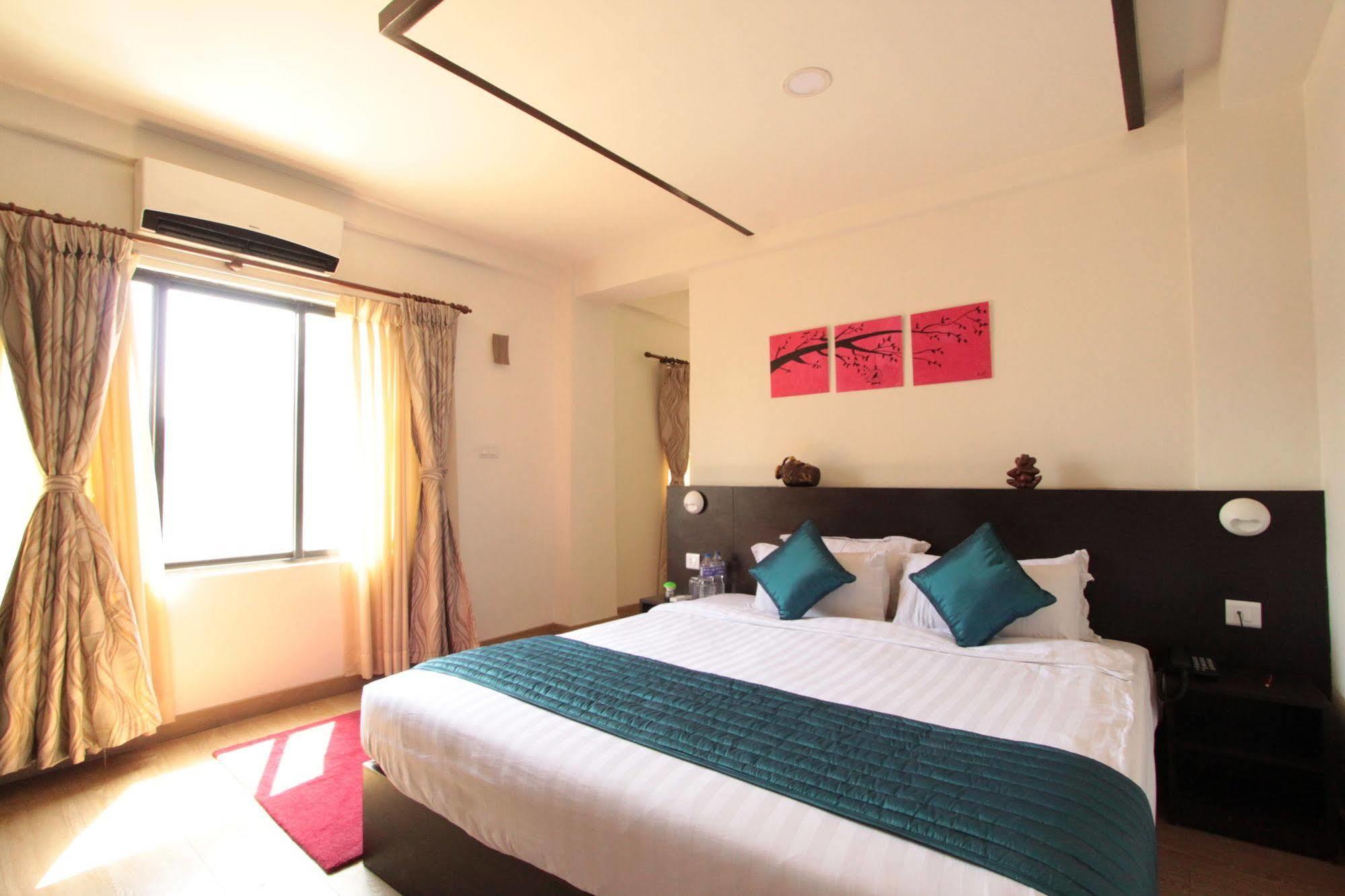 Gaju Suite Hotel Kathmandu Exterior photo